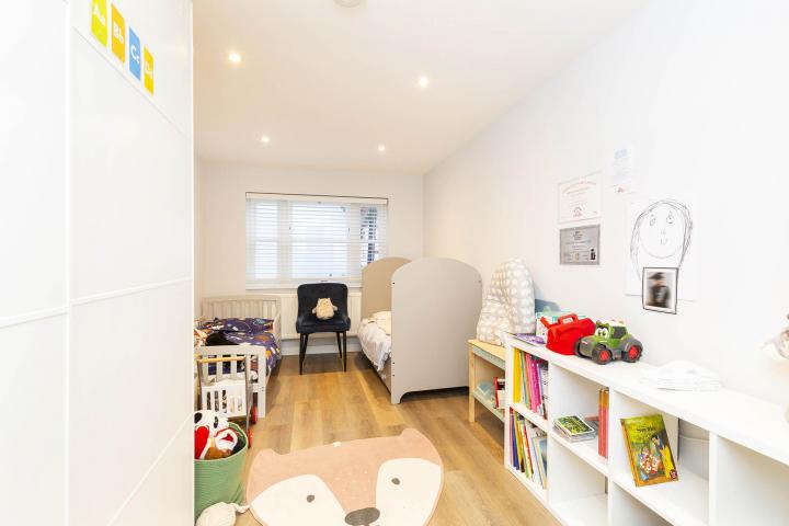 Stunning Apartment Colville Road, Notting Hill